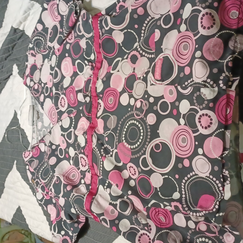 Scrub top